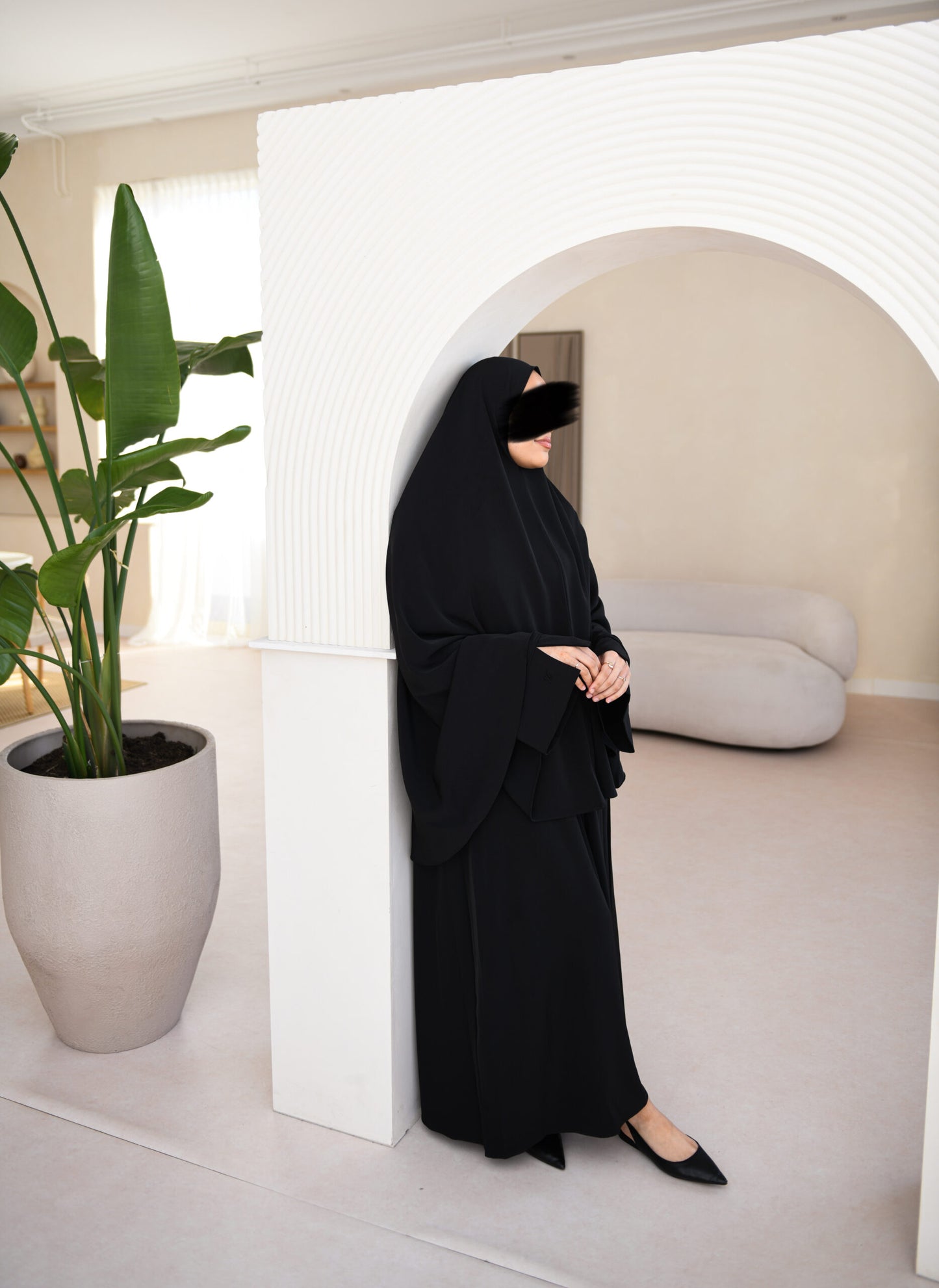 ABAYA SPLIT SET SLEEVE BLACK