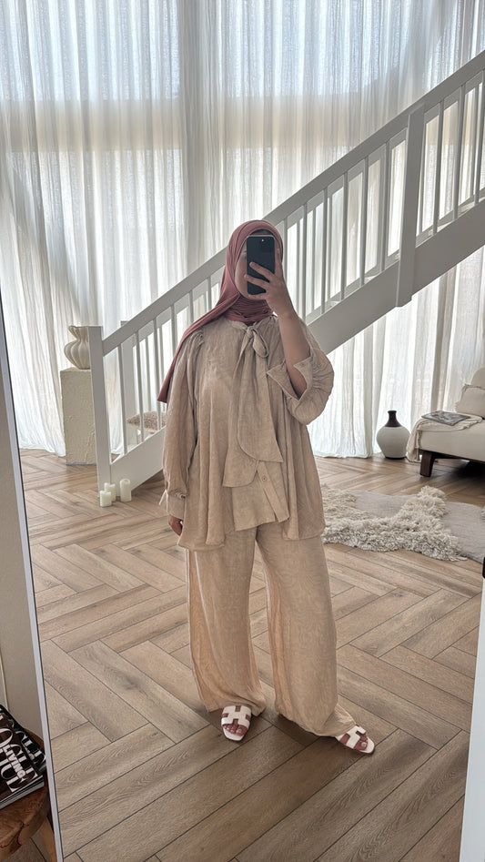 TWO PIECE SET DARKBEIGE