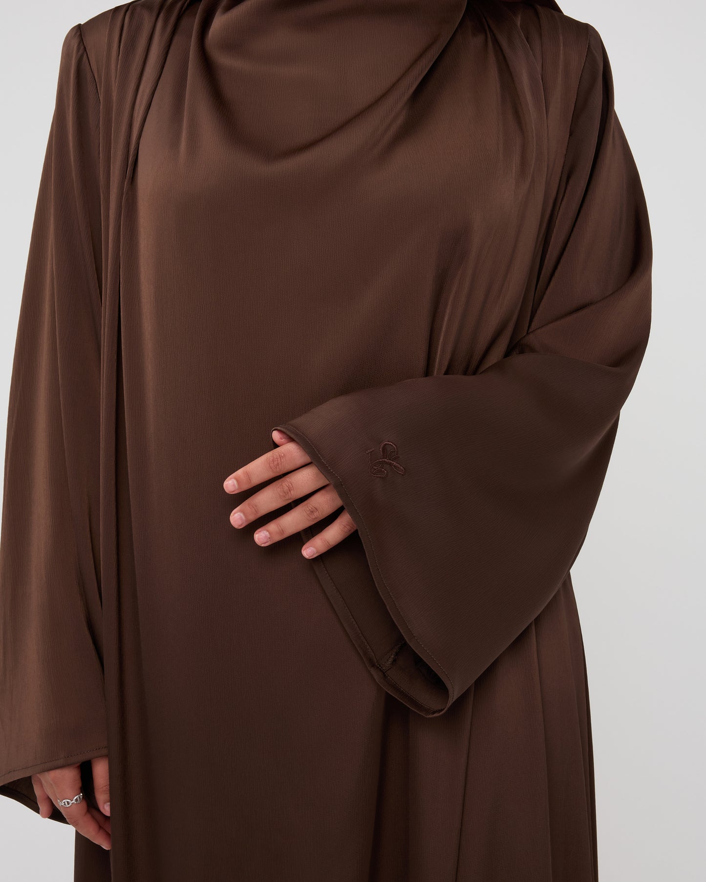 SILKY DRESS DARKBROWN