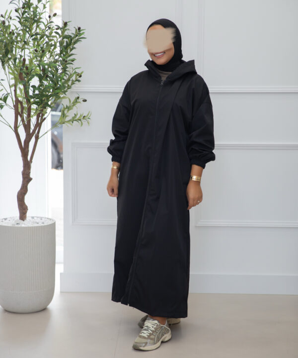COAT MET CAPUCHON BLACK