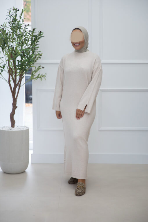 SWEATERDRESS MET SPLIT BEIGE - Afbeelding 2