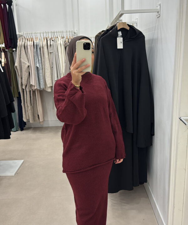 WOLLEN ROKSET BORDEAUX