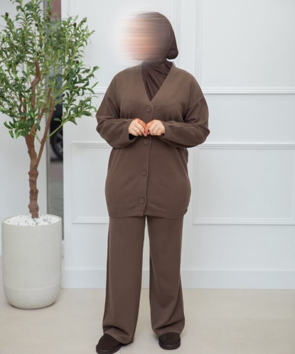 TWINSET MET KNOPEN DARKBROWN