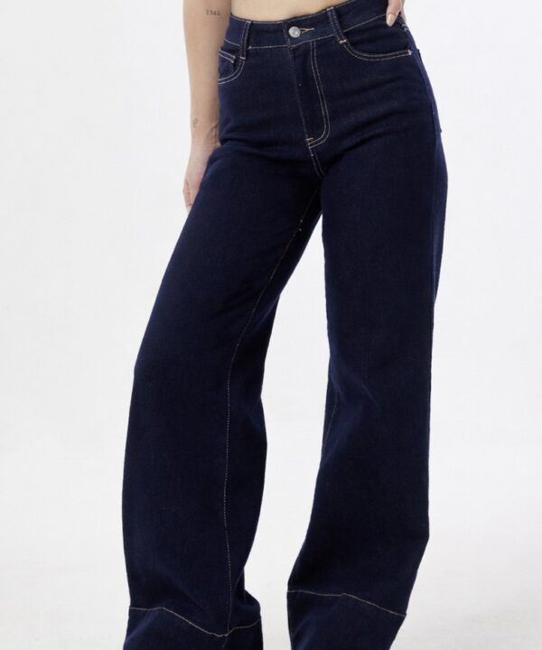 Alternative view of DONKERBLAUWE JEANS