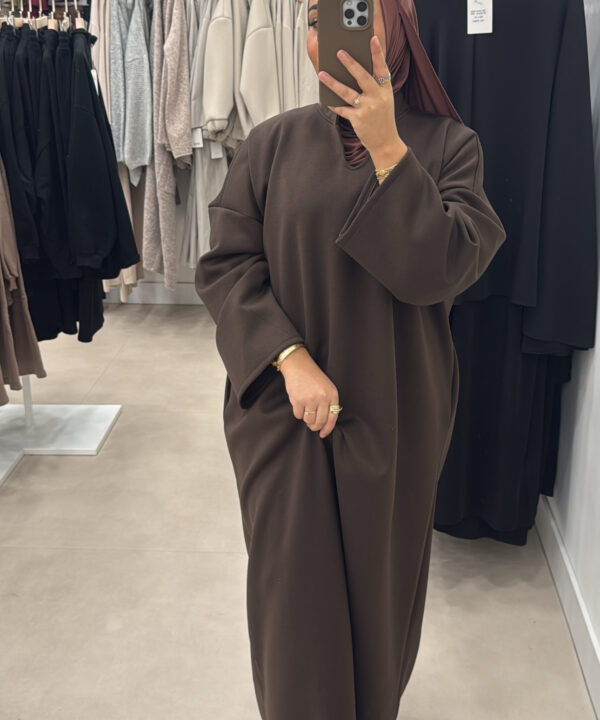 JERSEY DRESS MET KRAAG DARKBROWN