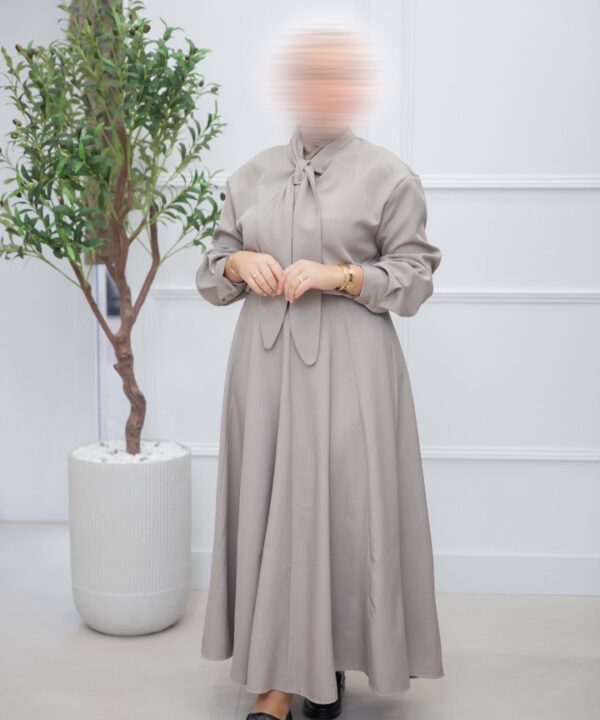 Alternative view of SKIRT SET TAUPE PRE ORDER 2-2