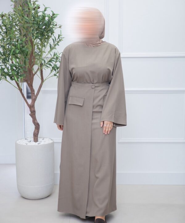 ROKSET MET ZAKKEN TAUPE