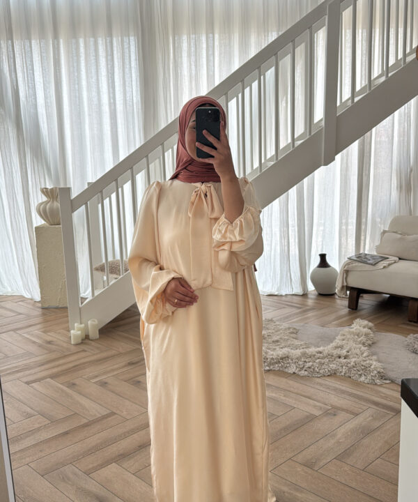 SATIN MAXI DRESS CREAM